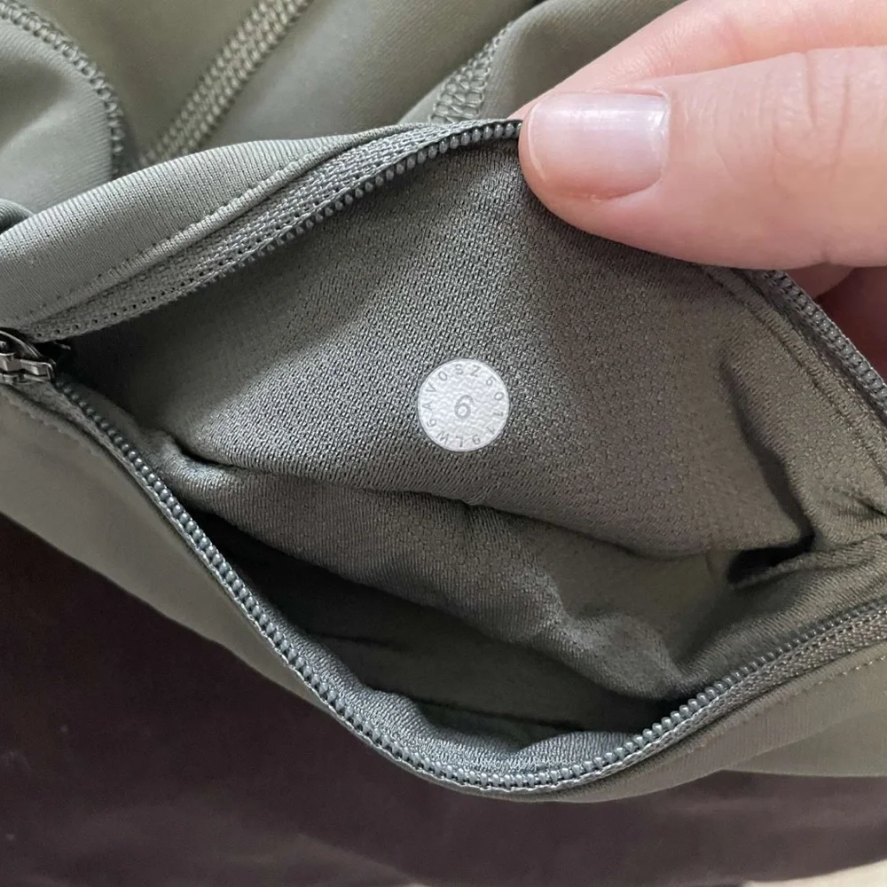 Lululemon Sage Crop Leggings - Picture 4 of 10